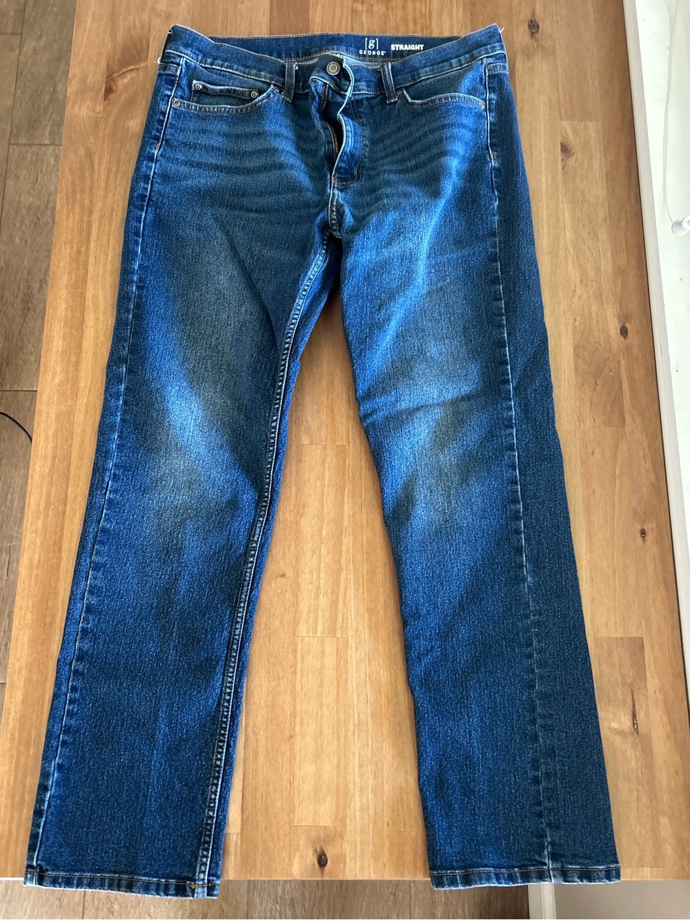 Men’s Straight Jeans